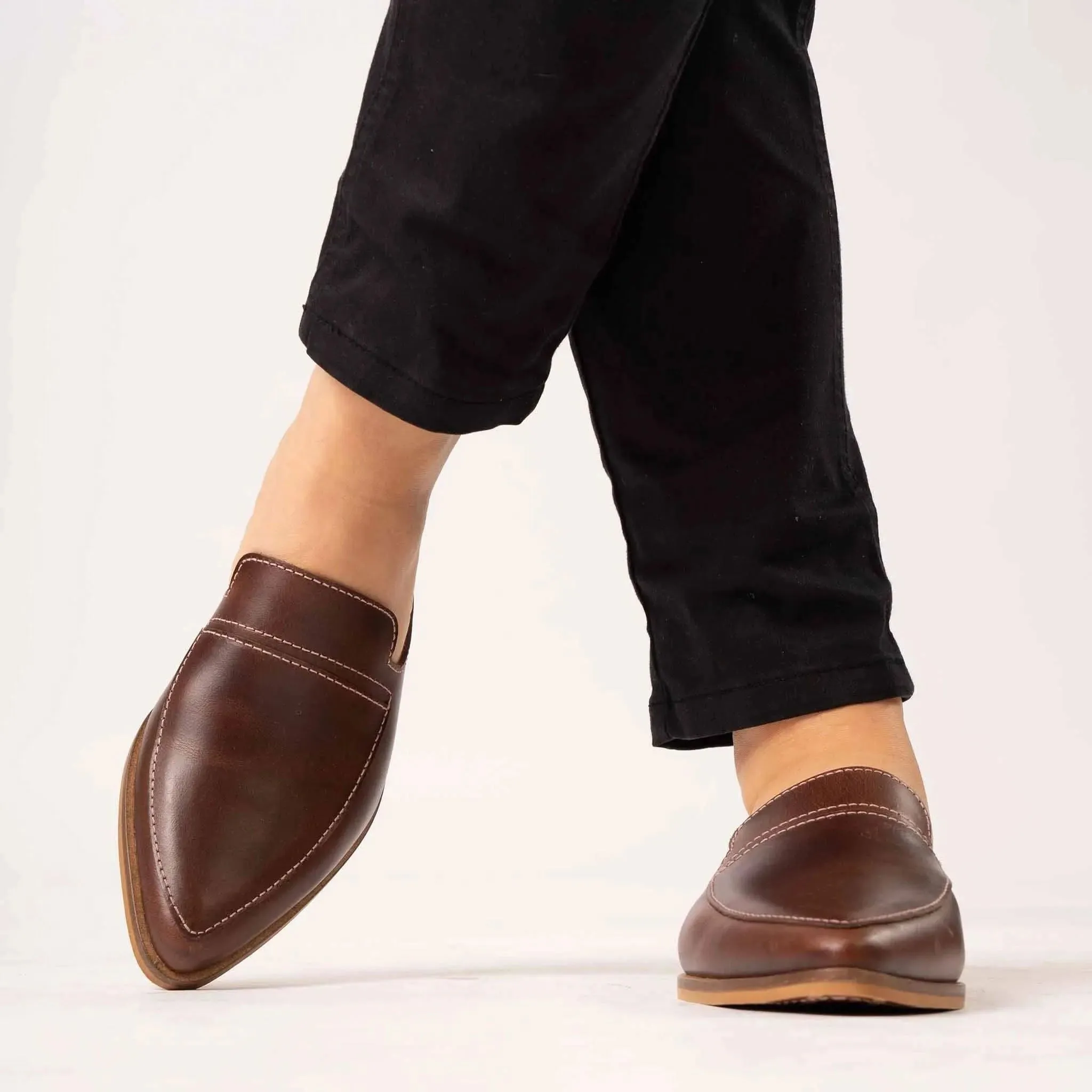 De Beauvoir Mahogany Mules
