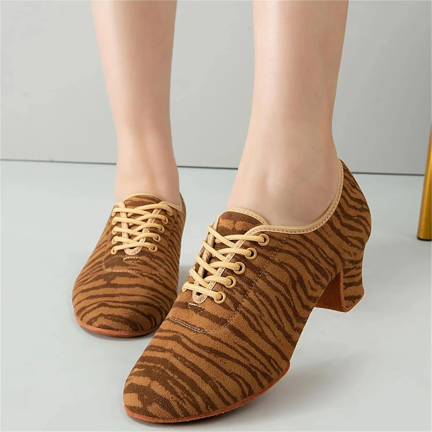 Latin Dance Shoes Women Jazz Ballroom Salsa Dancing Training Adult Woman Practice Tango Shoe 5cm Heel Sneaker Size 35-42 for Dance Performance