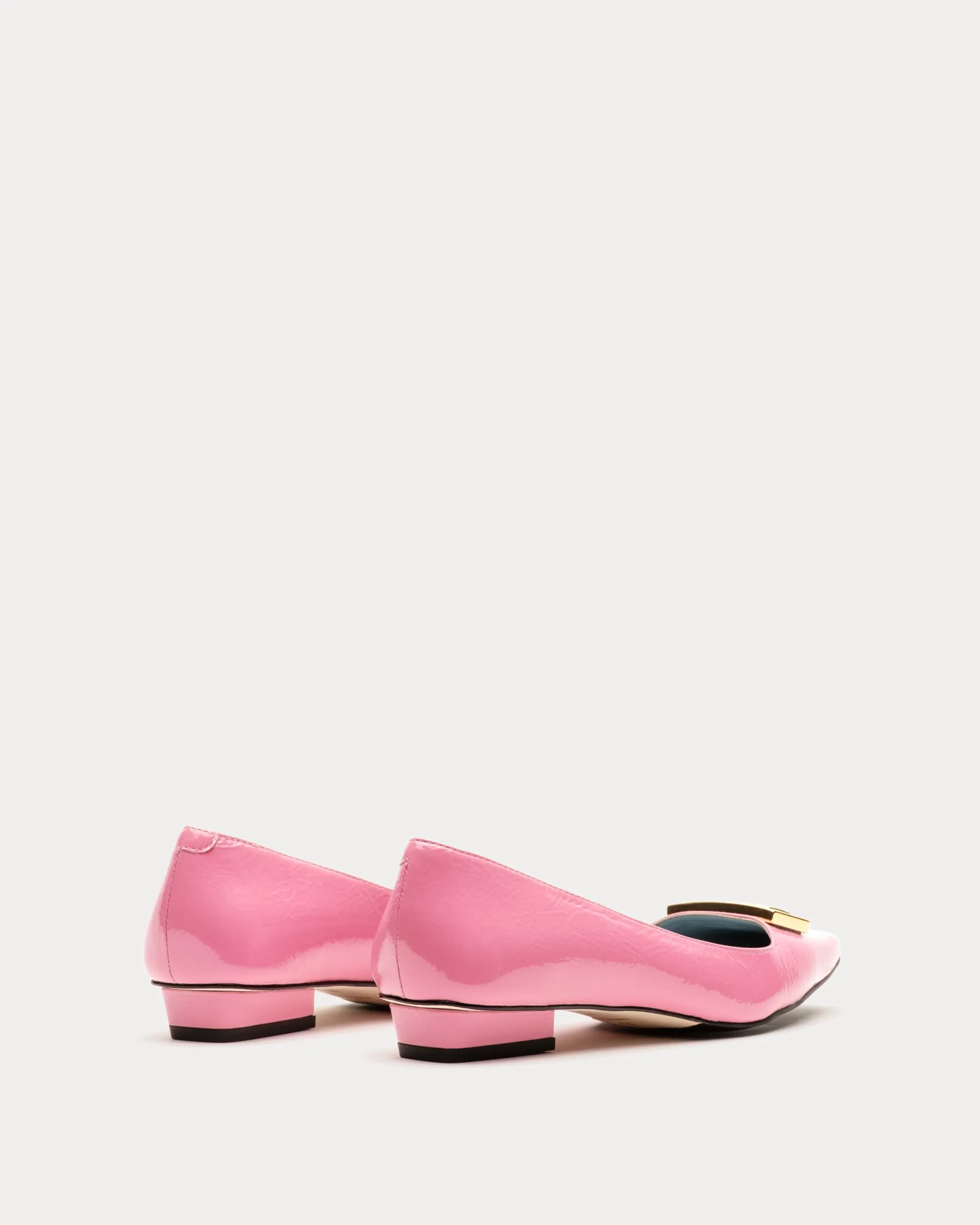 Midge Flat Crinkled Leather